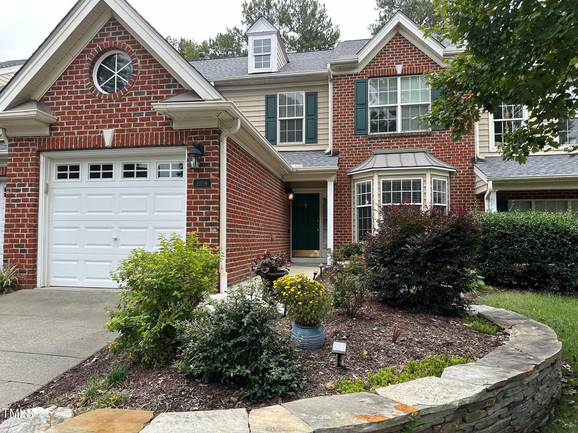 Maplecroft Ct, Raleigh, NC 27617