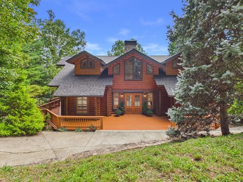 214 Cross Creek Trl, Robbinsville, NC, 28771-6890 | Card Image