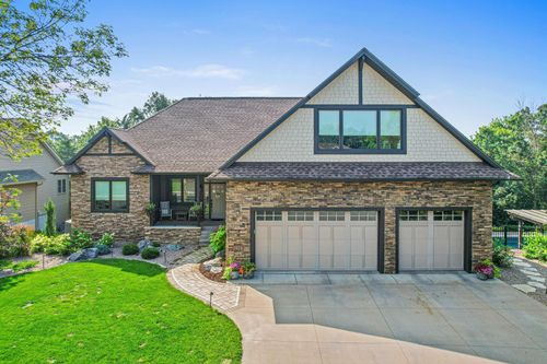 1924 Glacier Ave, RIVER FALLS, WI, 54022-5771 | Card Image