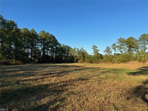 151 Messick Rd, Poquoson, VA, 23662-1856 | Card Image