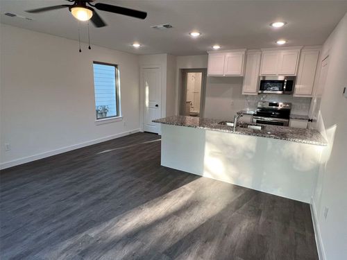 2430 S Fannin Ave, Denison, TX, 75020-7614 | Card Image