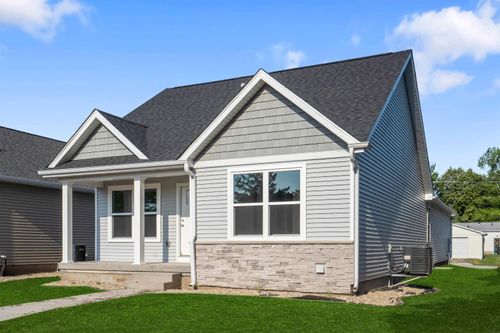 117 Axlewood Dr, Waterloo, IA, 50701-1228 | Card Image