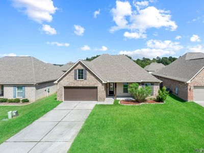 13766 Fig Dr, House other with 4 bedrooms, 2 bathrooms and null parking in Denham Springs LA | Image 2