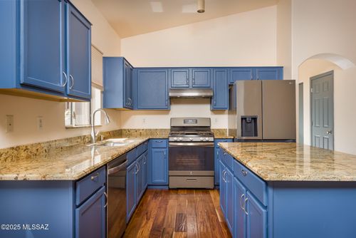 288 E Camino Del Pinsapo, Sahuarita, AZ, 85629-8737 | Card Image