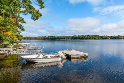 12 Woods Ln, Damariscotta, ME, 04543-4400 | Card Image