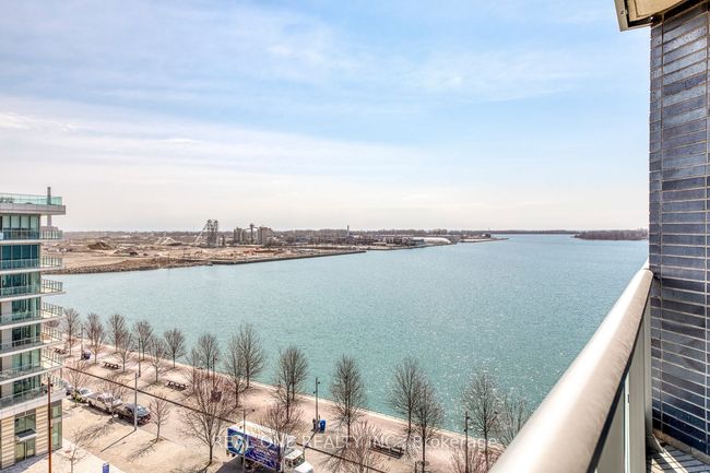 818 - 1 Edgewater Dr, Condo with 2 bedrooms, 3 bathrooms and null parking in Toronto ON | Image 22