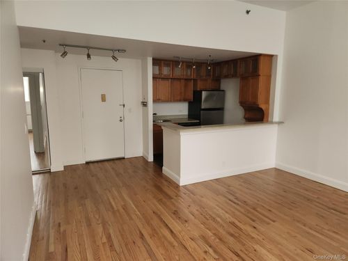 3208 Villa At The, Peekskill, NY, 10566 | Card Image