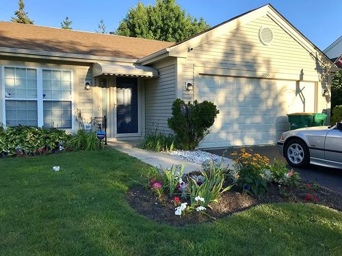 2355 Masters Ln, Round Lake Beach, IL, 60073-4139 | Card Image