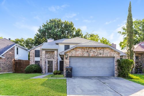 2219 Wamsetta Dr, Arlington, TX, 76018-1944 | Card Image