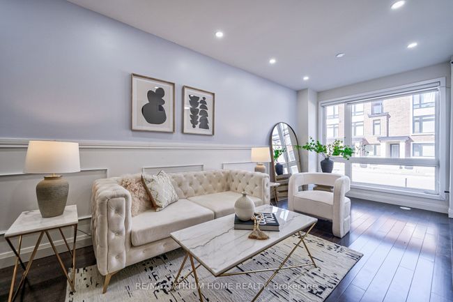 57 Stauffer Cres, House attached with 3 bedrooms, 4 bathrooms and 2 parking in Markham ON | Image 5