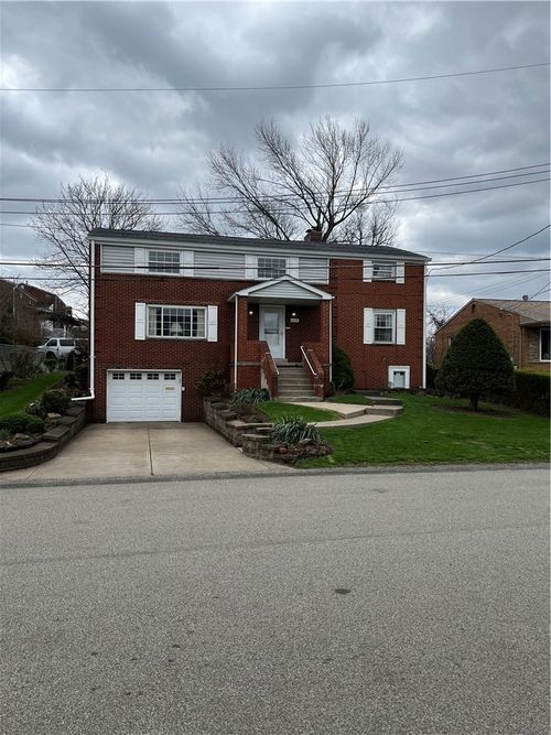 1109 Lomond Dr, Penn Hills, PA, 15235 | Card Image