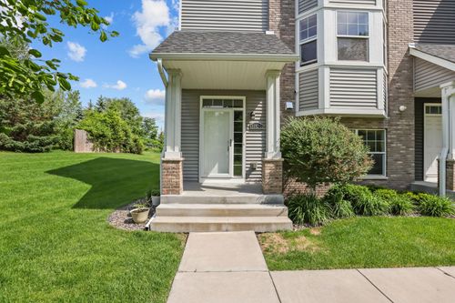 11920 Emery Village Dr N, Champlin, MN, 55316-2491 | Card Image