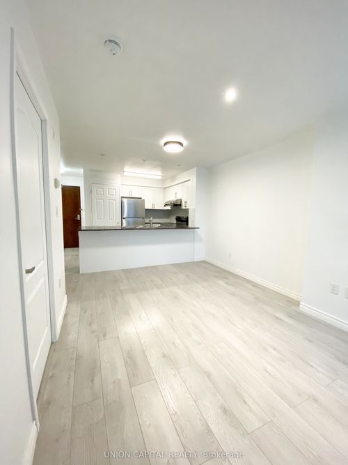 202-4600 Steeles Ave E, Markham, ON, L3R5J1 | Card Image