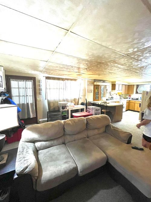 904-906 W Main Street, Owosso, MI, 48867 | Card Image