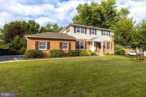 2205 Dorval Rd, Wilmington, DE, 19810-3614 | Card Image