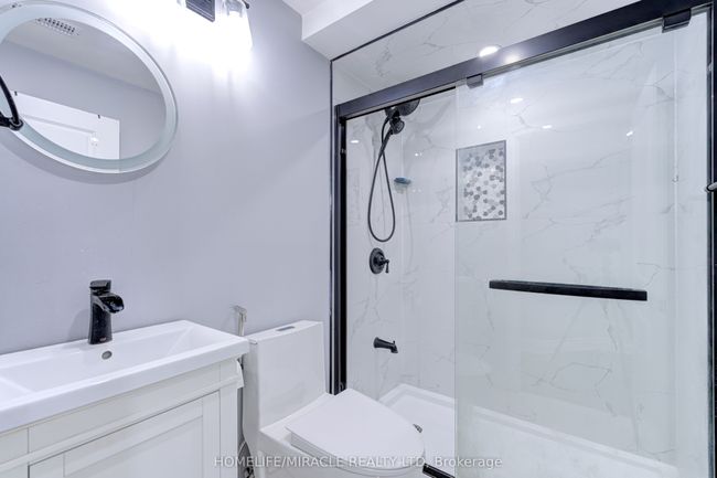 51 Stedford Cres, House other with 6 bedrooms, 5 bathrooms and 4 parking in Brampton ON | Image 50