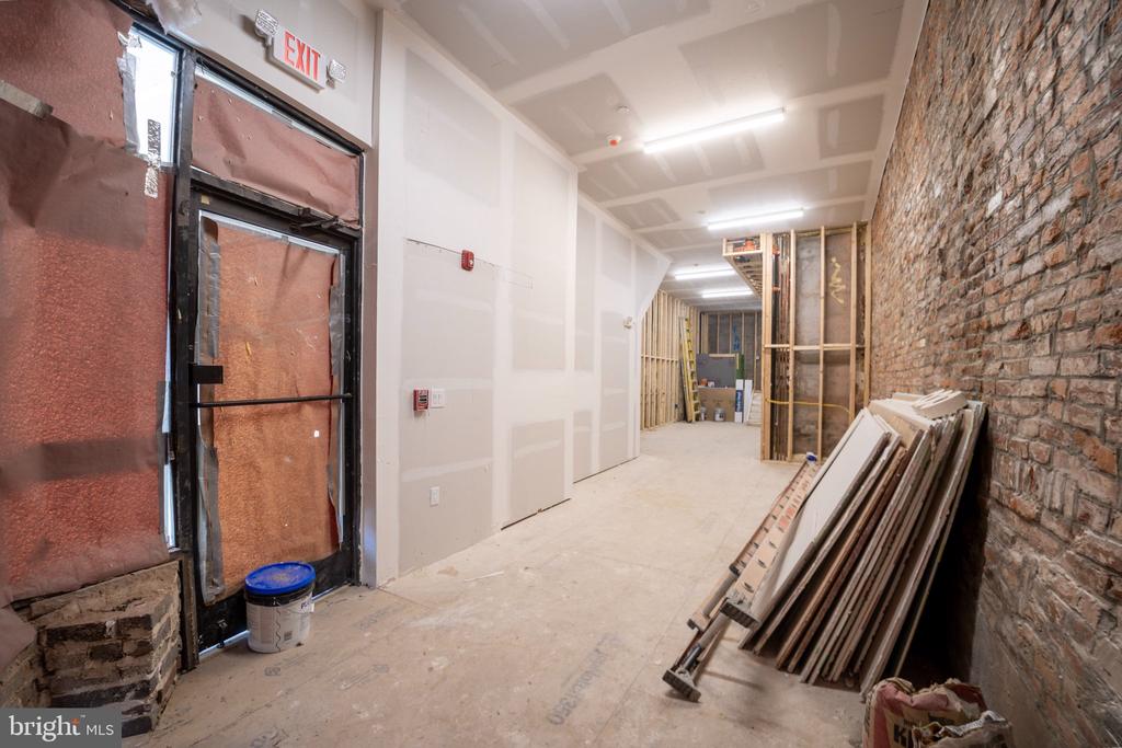 Commercial Lease in PHILADELPHIA