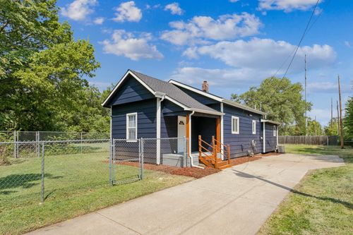 2016 E Chishom St, Wichita, KS, 67214 | Card Image