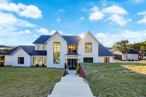 7308 Getaway Dr, Jonestown, TX, 78645-4591 | Card Image