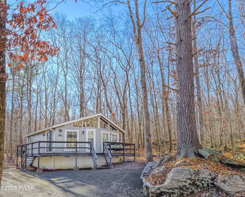 108 Liberty Ln, Lackawaxen, PA, 18435-7762 | Card Image