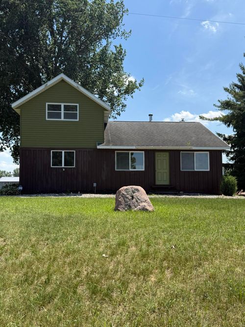 7565 Ormes Rd, Vassar, MI, 48768-9616 | Card Image