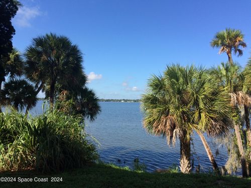 423-225 S Tropical Trl, Merritt Island, FL, 32952-4836 | Card Image