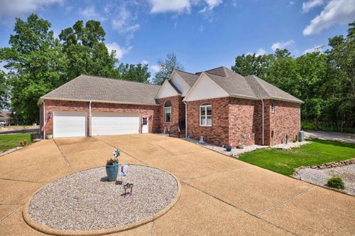 32 Sanchez Way, Hot Springs Village, AR, 71909-7776 | Card Image