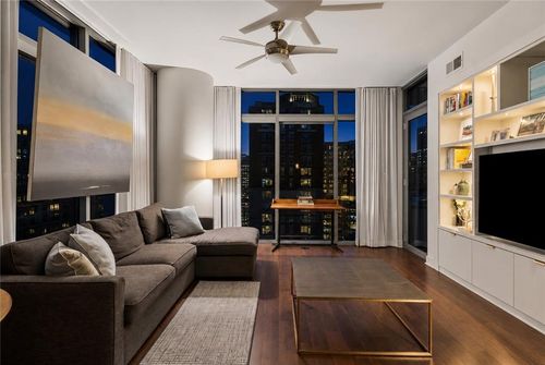 1503-222 12th St Ne, Atlanta, GA, 30309-4073 | Card Image