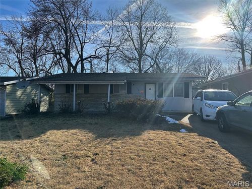 518 Banavie Dr, Saint Louis, MO, 63137-3723 | Card Image