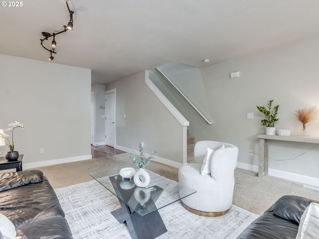 4819 Sw Beaverton Hillsdale Hwy, House attached with 2 bedrooms, 2 bathrooms and 2 parking in Portland OR | Image 20