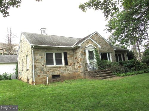 1755 Camp Betty Washington Rd, YORK, PA, 17402-9576 | Card Image