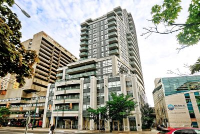 1207 - 736 Spadina Ave, Condo with 2 bedrooms, 2 bathrooms and 1 parking in Toronto ON | Image 1