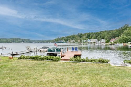 722 Lake Dr, Winsted, CT, 06098-2915 | Card Image