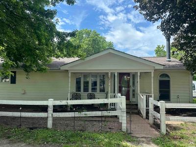 1103 Maple Street, House other with 3 bedrooms, 1 bathrooms and null parking in Eudora KS | Image 2