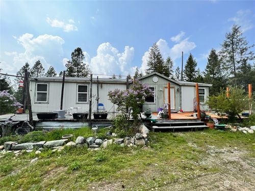 39 Leonard Ln, Curlew, WA, 99118 | Card Image