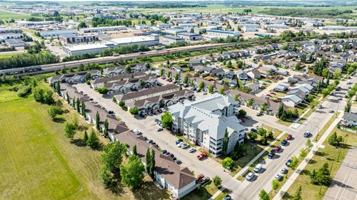 582-100 Jordan Parkway, Red Deer, AB, T4P0B6 | Card Image