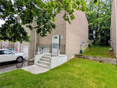 7-121 Morgan Ave, Kitchener, ON, N2A2M4 | Card Image