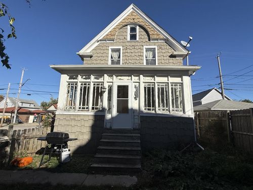 628 Milwaukee Avenue, SOUTH MILWAUKEE, WI, 53172 | Card Image