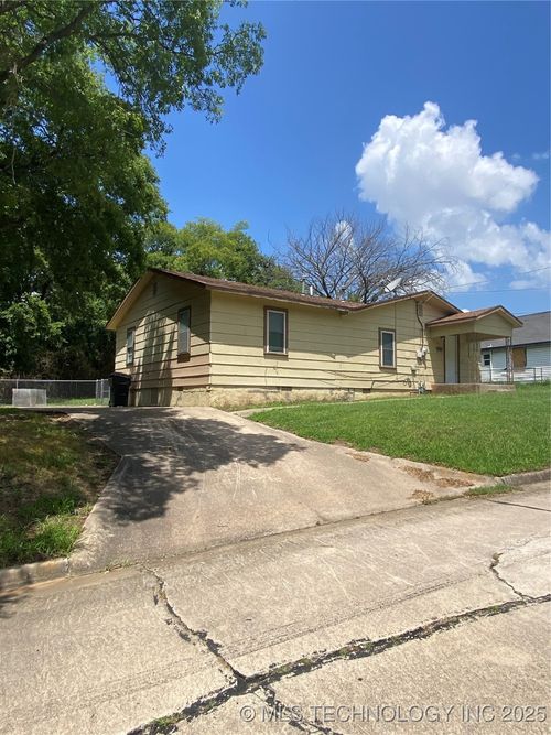 41 G St Se, Ardmore, OK, 73401-8045 | Card Image