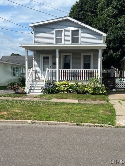 44 E 8th St, Oswego, NY, 13126-1136 | Card Image