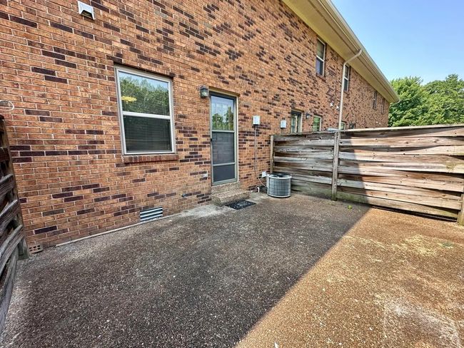 APT-7 - 110 Elleta Ave, Condo with 2 bedrooms, 2 bathrooms and null parking in Gallatin TN | Image 24