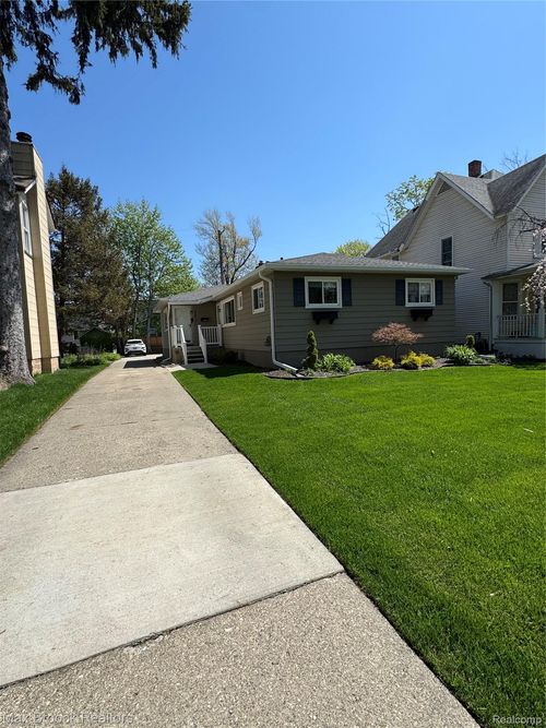 1-252 N Harvey St, Plymouth, MI, 48170-1276 | Card Image