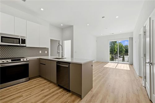 202-1155 Custer Ave Se, Atlanta, GA, 30316-3225 | Card Image
