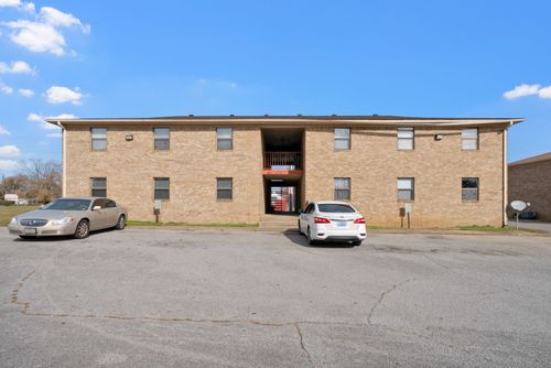 apt-c4-2830 Greenville Rd, Hopkinsville, KY, 42240-6500 | Card Image