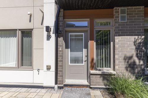 15-60 Orchid Place Dr, Scarborough, ON, M1B0C4 | Card Image