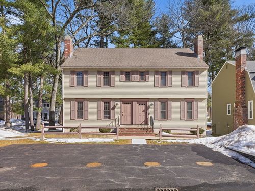 331-331 Wellman Ave, Chelmsford, MA, 01863 | Card Image