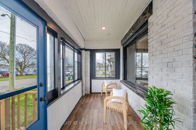 86 Glasgow St, House other with 4 bedrooms, 3 bathrooms and 4 parking in Kitchener ON | Image 4