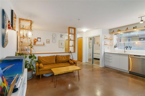 301-932 Johnson St, Victoria, BC, V8V3N4 | Card Image