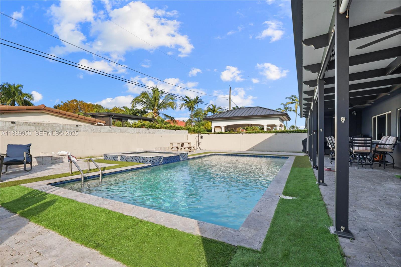 Residential in Doral 5