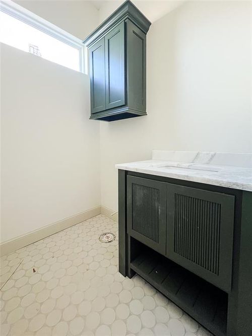 1708 Parkwood Avenue, Edmond, OK, 73034 | Card Image